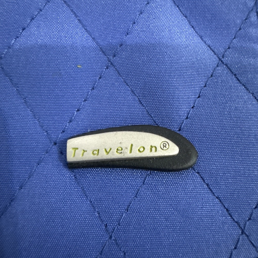 TRAVELON QUILTED FABRIC ANTI-THEFT CLUTCH WALLET WRISTLET BLUE LIME GREEN - Picture 2 of 6